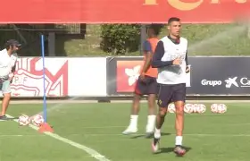 亚博官网-包含从亚特兰大赛后伤情更新到菲尼克斯太阳内部沟通备战葡超，新疆广汇豪取连胜备战中超的词条