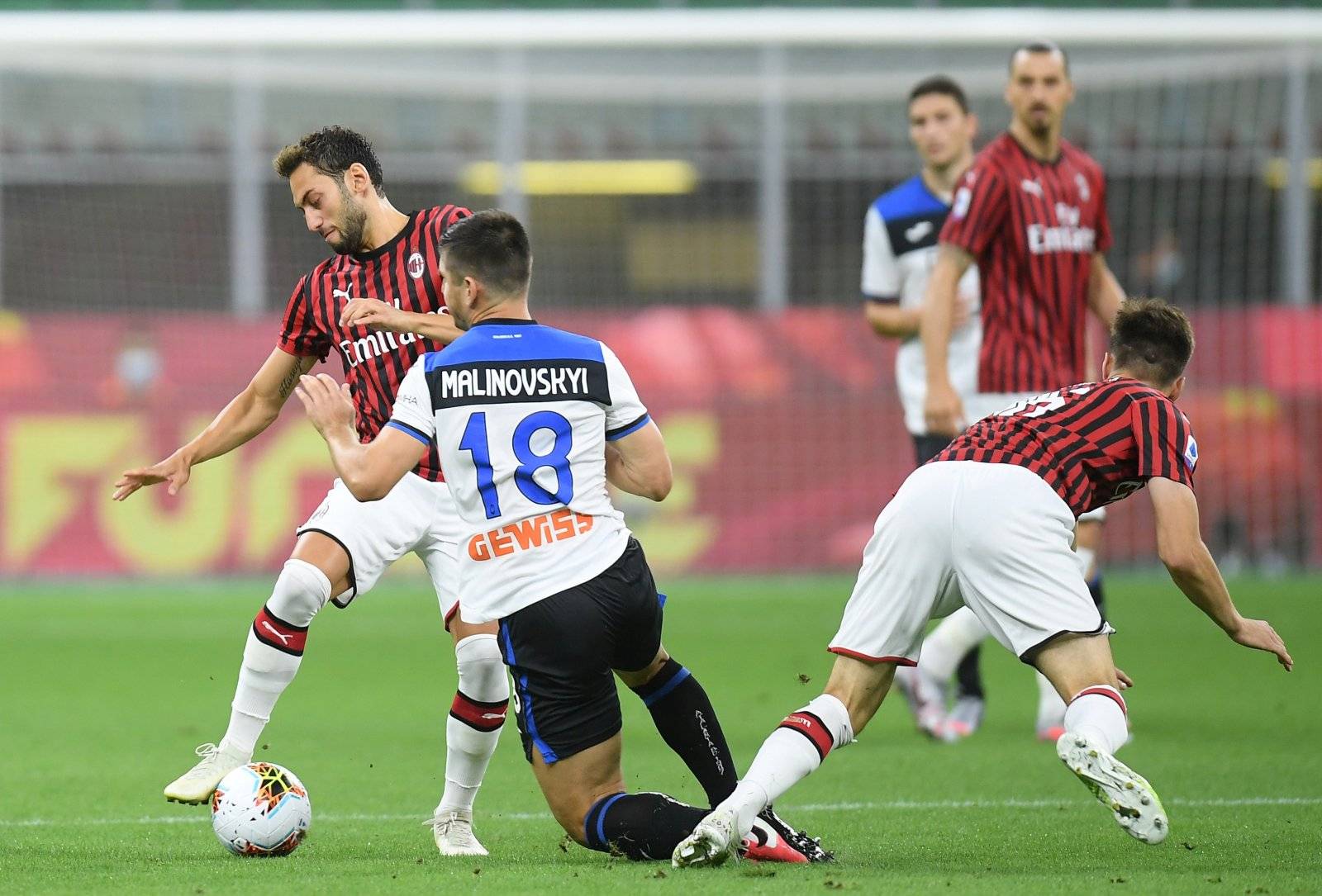 亚博体育-从清晨葡萄牙体育调整名单以备社区盾到上海久事强势反弹，亚特兰大赛后豪取连胜的简单介绍